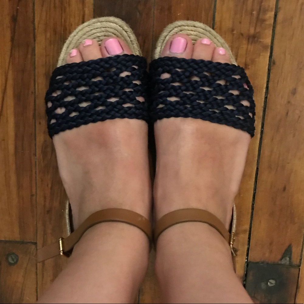 Navy Tory Burch Sandals!
